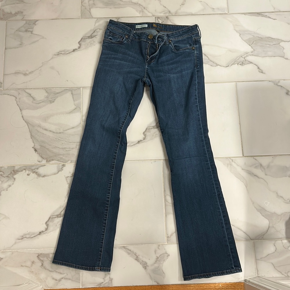 Kut from the Kloth Farrah baby bootcut jeans Size 6